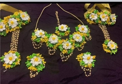 Picture of Artificial Flower Gorgeous Bridal Set-6 Piece set - Multicolor