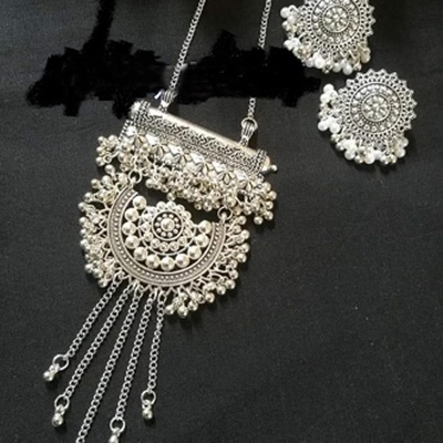 Picture of Beautiful  Antic jwellery sets  for women