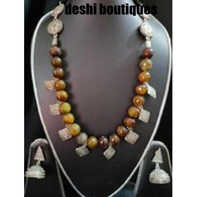 Picture of Beautiful  Antic jwellery sets  for women