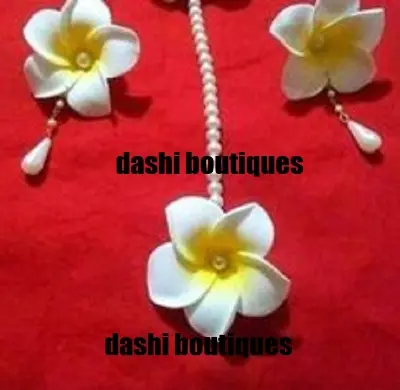 Picture of antiques earrings and tiqli for women