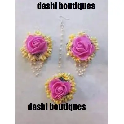 Picture of antiques earrings and tiqli for women