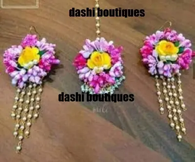 Picture of antiques earrings and tiqli for women