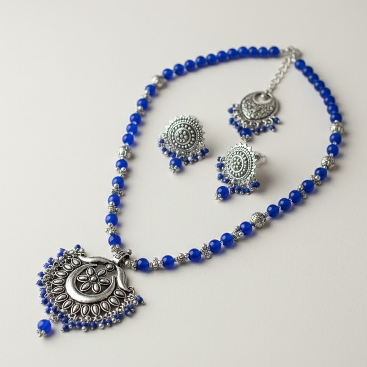 Picture of Beautiful  Antic jwellery sets  for women