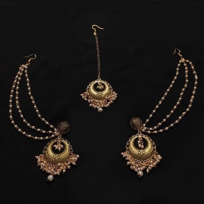 Picture of Beautiful Antique Jewelry Set for Women, Washable, Attractive and Fashionable Design, Available in Different Colors