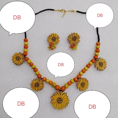 Picture of Hand painting Wooden exclusive Jewellery set