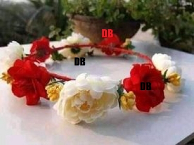 Picture of Artificial Flower Crown For Women 1 pis