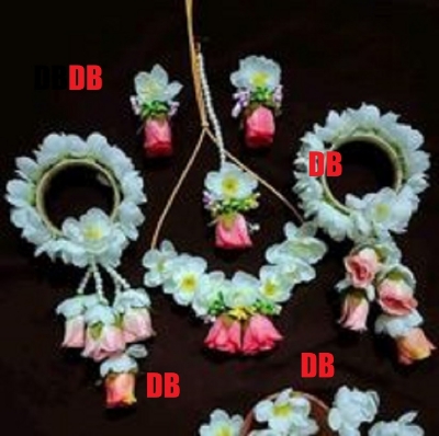 Picture of Artificial Flower Gorgeous Bridal Set 5 Piece set