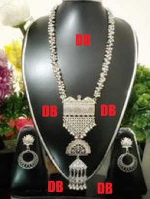 Picture of Beautiful  Antic jwellery sets  for women