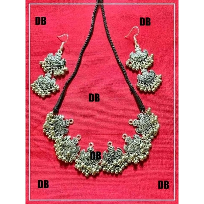 Picture of Beautiful  Antic jwellery sets  for women