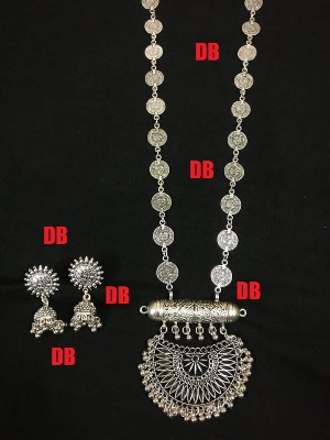 Picture of Beautiful  Antic jwellery sets  for women