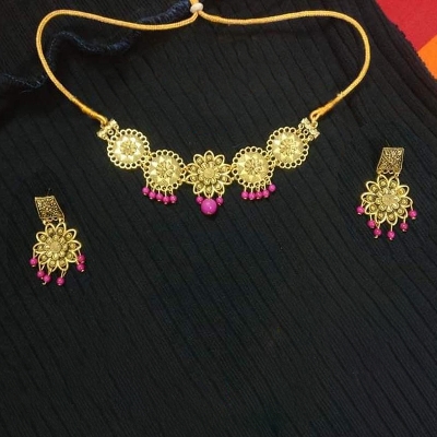 Picture of Beautiful  Antic jwellery sets  for women