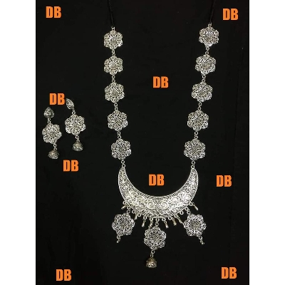 Picture of Beautiful  Antic jwellery sets  for women