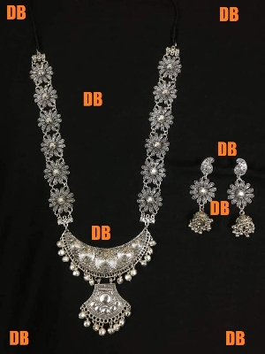 Picture of Beautiful  Antic jwellery sets  for women