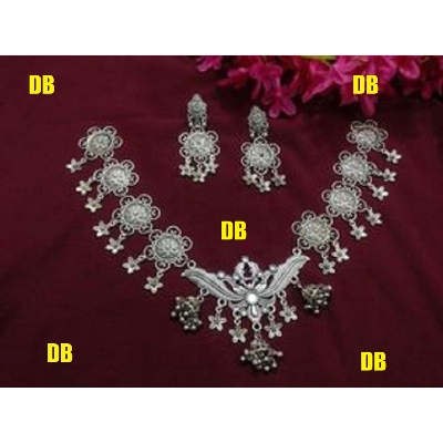 Picture of Beautiful  Antic jwellery sets  for women
