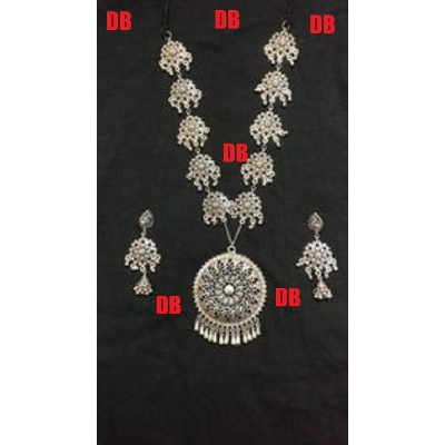 Picture of Beautiful  Antic jwellery sets  for women