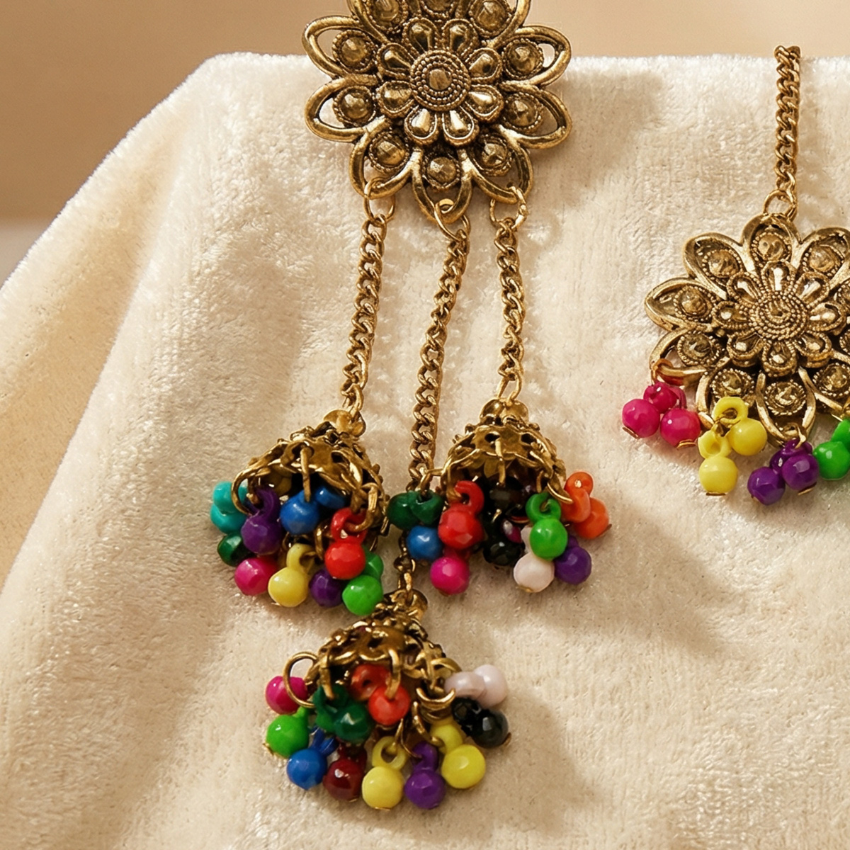 Picture of Beautiful  Antic jwellery sets  for women