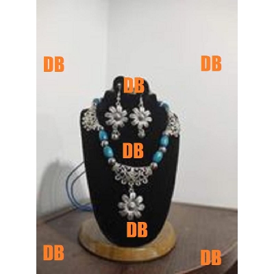 Picture of Beautiful  Antic jwellery sets  for women