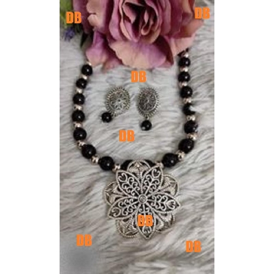 Picture of Beautiful  Antic jwellery sets  for women