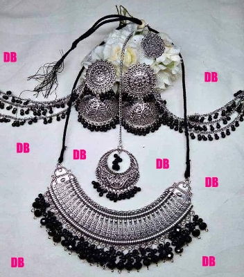 Picture of Beautiful  Antic jwellery sets  for women