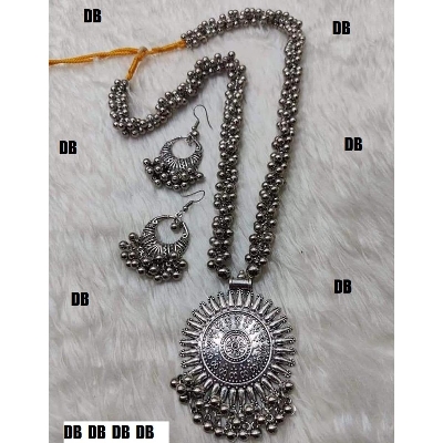 Picture of Beautiful  Antic jwellery sets  for women