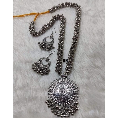 Picture of Beautiful  Antic jwellery sets  for women