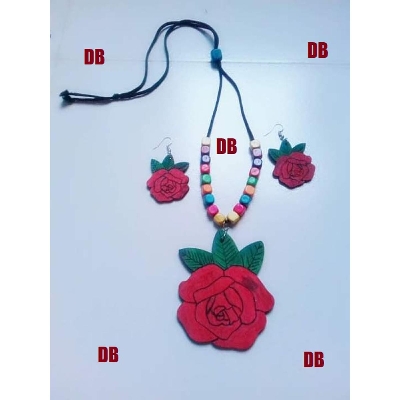 Picture of Hand painting Wooden exclusive Jewellery set