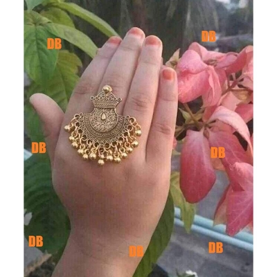 Picture of Hijab pin  for women 1 pis