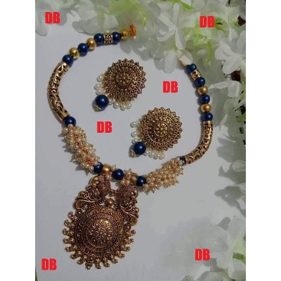 Picture of Beautiful  Antic jwellery sets  for women