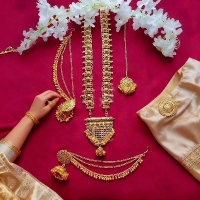 Picture of Beautiful  Antic jwellery sets  for women