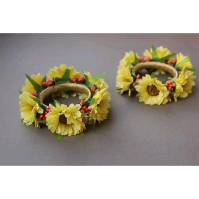 Picture of Artificial Flower Jewellery 2 Pcs Bangle/Bracelets Bridal/Holud/Boishakh Fashion For Women