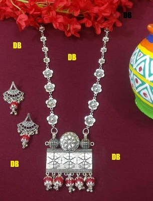 Picture of Beautiful  Antic jwellery sets  for women