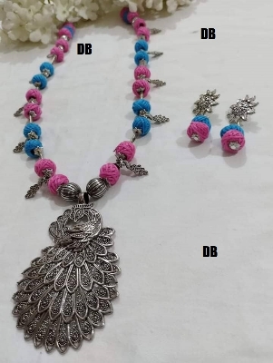 Picture of Beautiful  Antic jwellery sets  for women