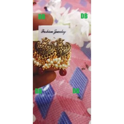 Picture of Antiques jewellery earrings