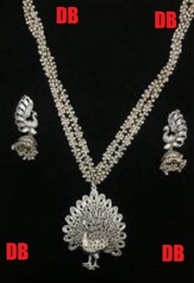 Picture of Beautiful  Antic jwellery sets  for women