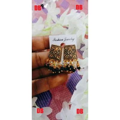 Picture of Antiques jewellery earrings