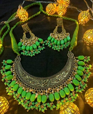 Picture of Beautiful  Antic jwellery sets  for women - Multicolor