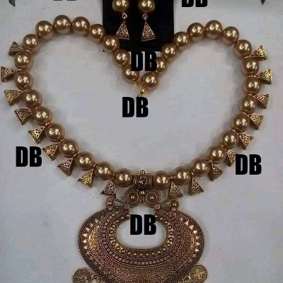 Picture of Beautiful  Antic jwellery sets  for women - Multicolor