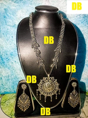 Picture of Antics jewlary set For Women - Multicolor