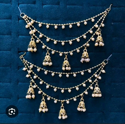 Picture of Gorgeous party wear antique golden necklace and earring set for girls and woman. - Gold