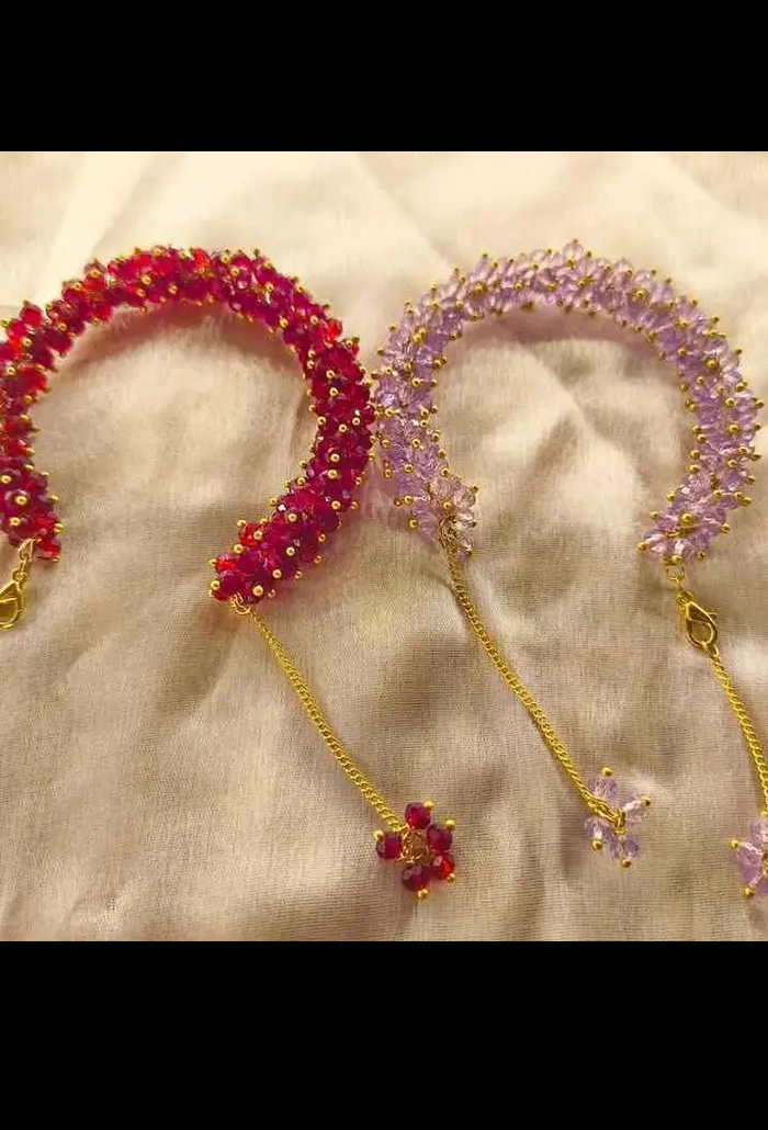 Picture of Gorgeous party wear antique golden necklace and earring set for girls and woman. - Gold