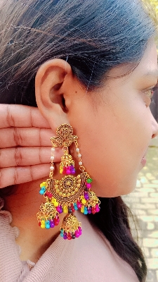 Picture of Gorgeous party wear antique golden necklace and earrings set for girls and woman. - Gold