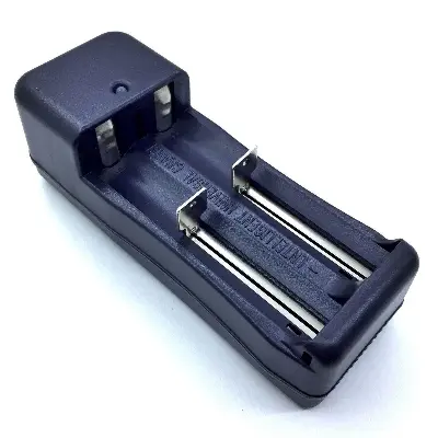 Picture of UNIVERSAL AC BATTERY CHARGER FOR 16340/10440/14500/18650 BATTERY(Black)