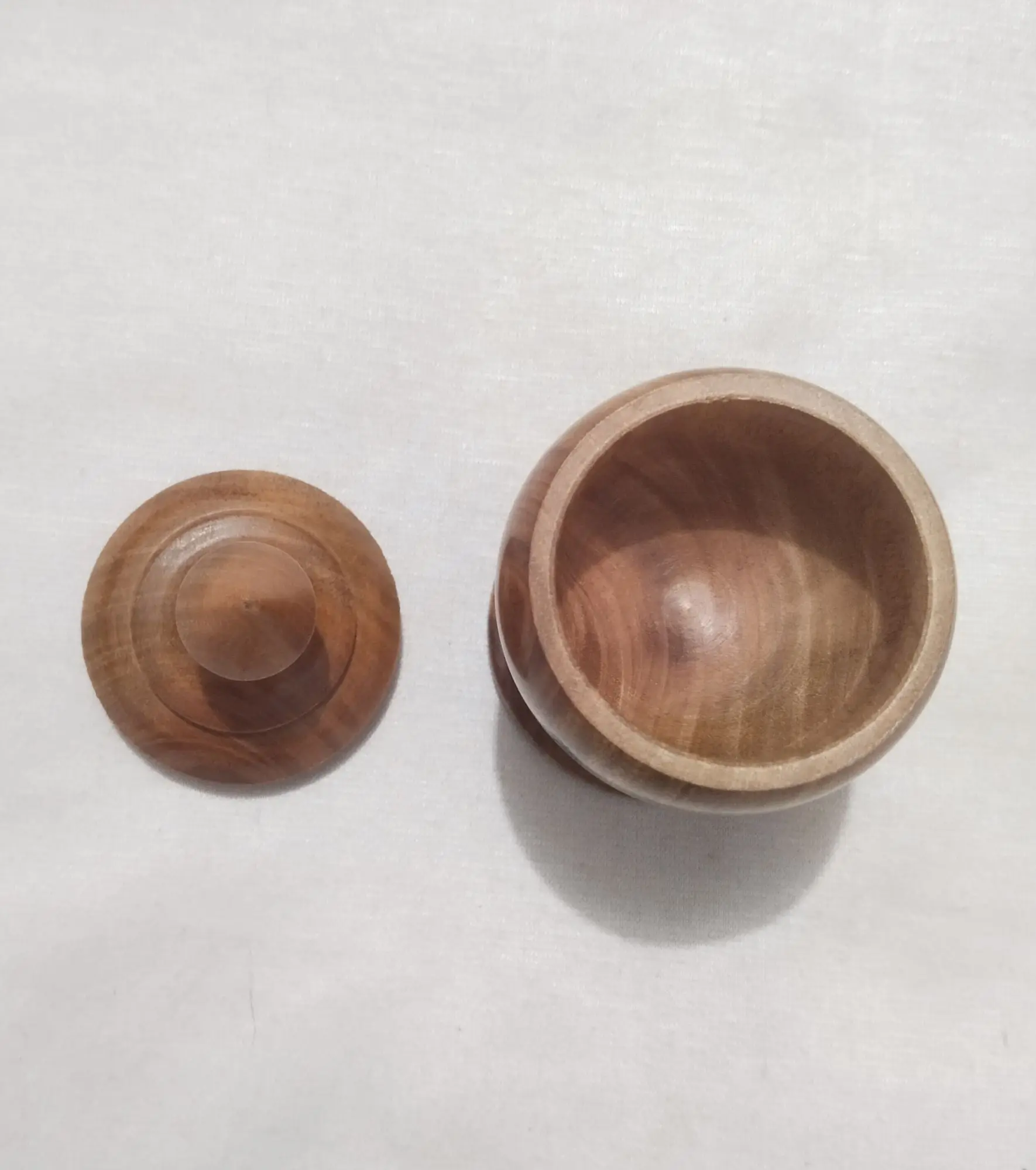 Picture of WOODEN VERMILION CONTAINER ,pot - Not Specified