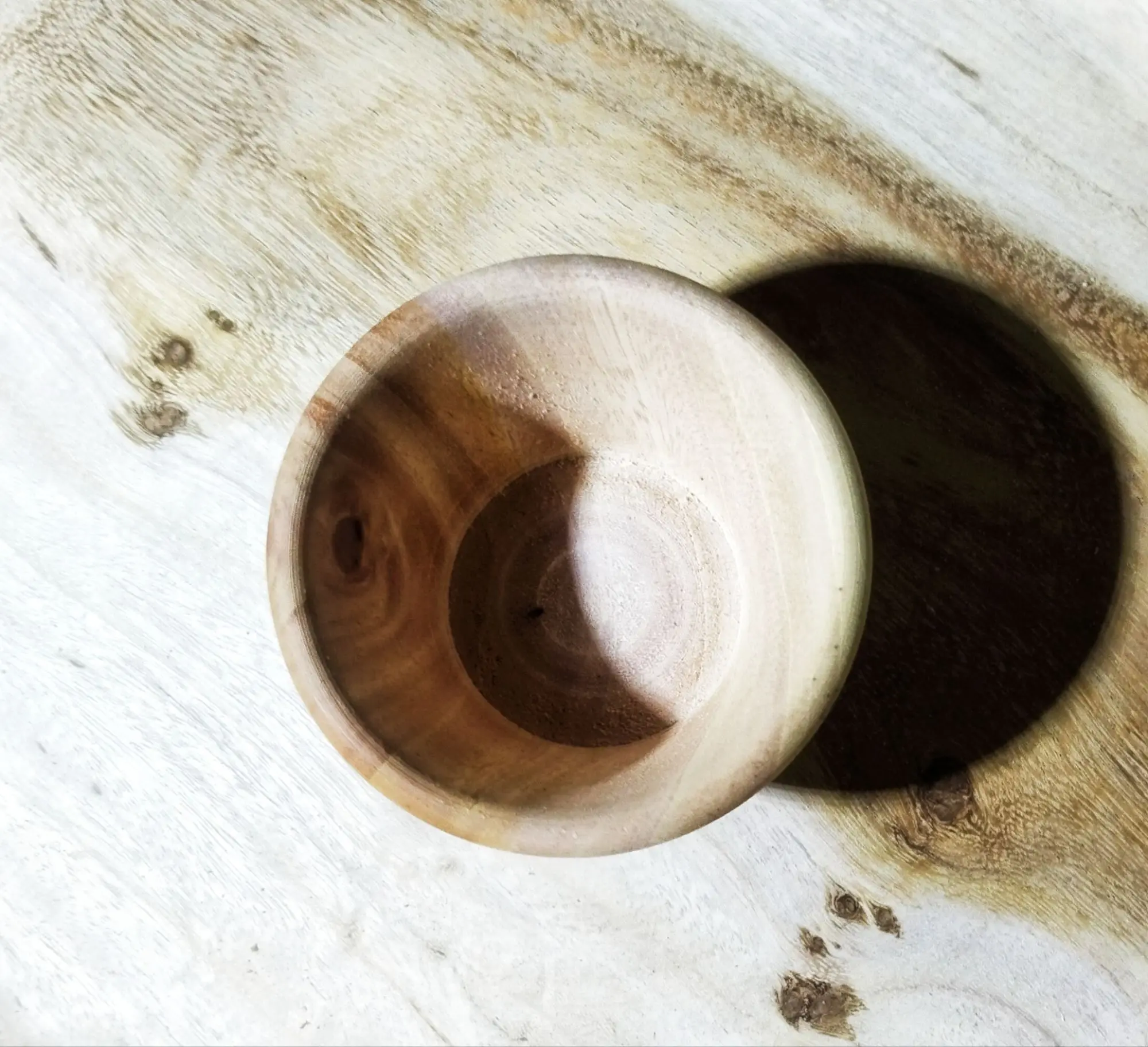 Picture of 1 pcs Hand Made Wooden Sauce Container For Serving Food at Hotel, Restaurants, Office, Home - Multicolor