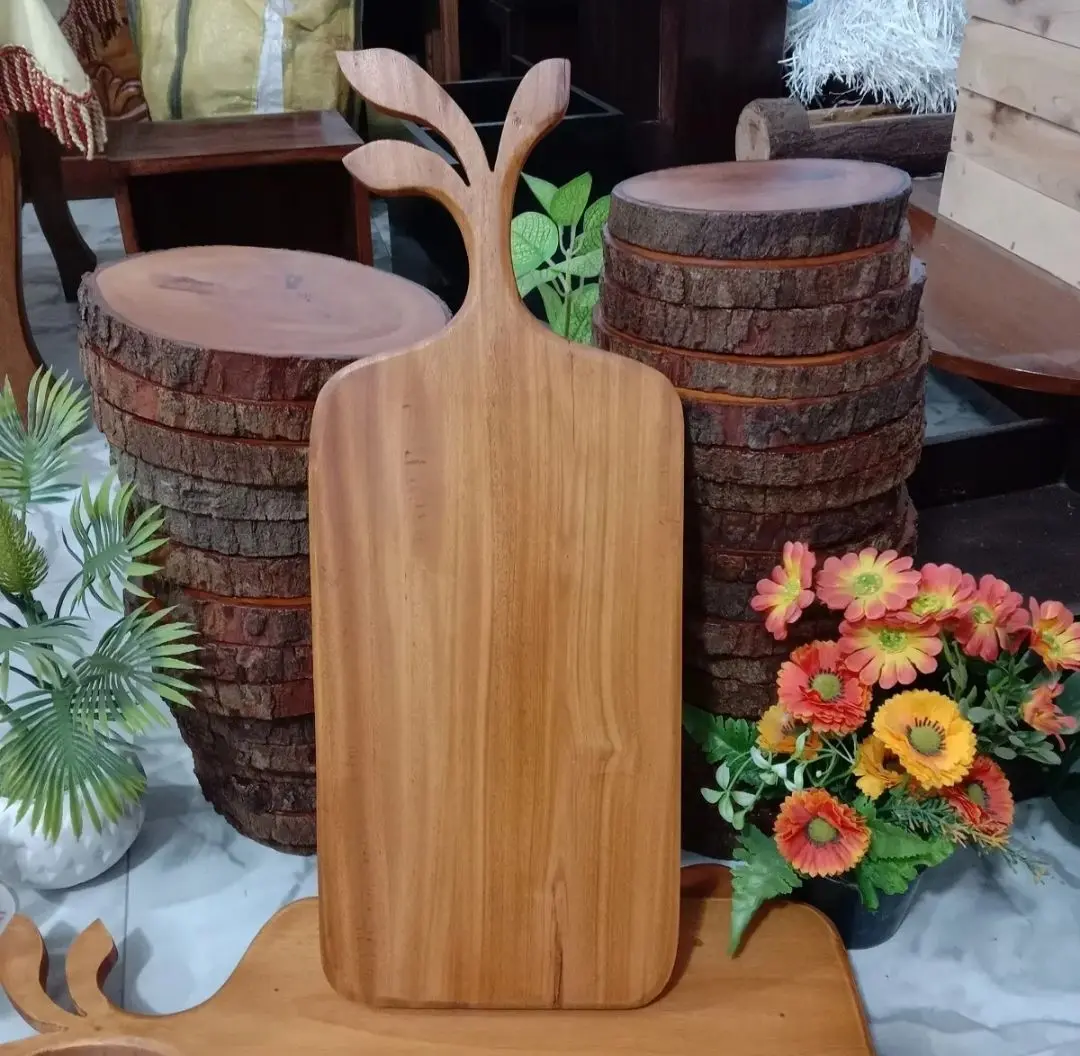 Picture of Custom Size Leaf Style Wooden Chopping Board ( With Polish ) - Multicolor