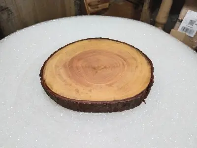 Picture of wooden slices chopping board with bark ( 7 inch ) - Multicolor