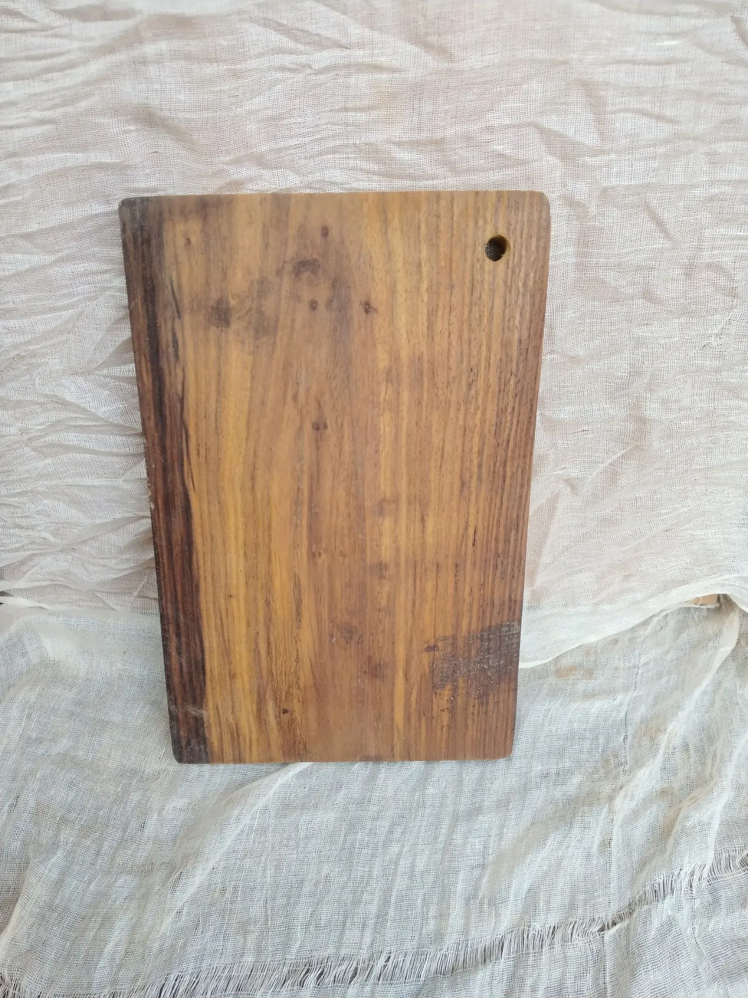 Picture of sissoo wooden cutting /chopping board (8 inch by 12 inch) - Multicolor