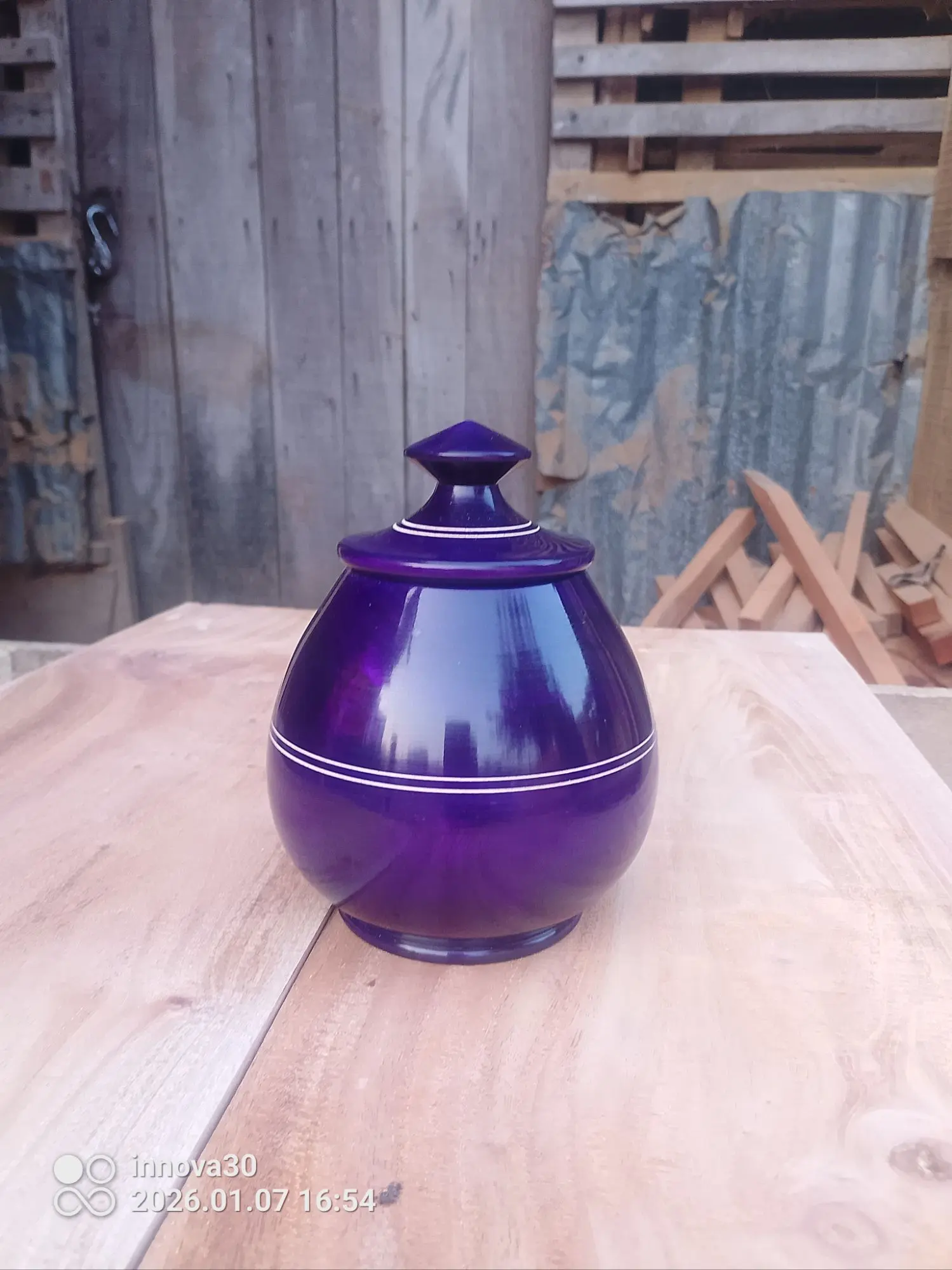 Picture of solid colorful pot  , wooden blue color jar (  5 inch) - Blue