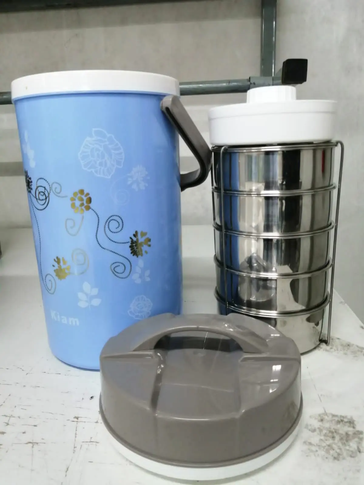 Picture of Kiam Monalisa Steel Hot Tiffin Carrier Lunch Pot (5 SS Pot and 1 Plastic Pot)(Multicolor5)