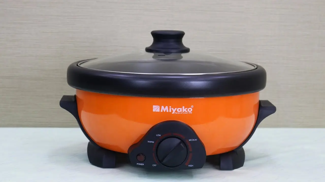 Picture of 4 Liter Miyako MC-350D Full Automatic Multi Cooker, Electric curry cooker with Removable nonstick pan cooking and warming system(350D-DOUBLEPOT)